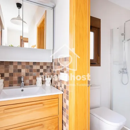 Ocean House El Pris, By Nivariahost 別荘