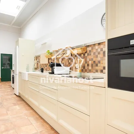 Ocean House El Pris, By Nivariahost Holiday home El Pris