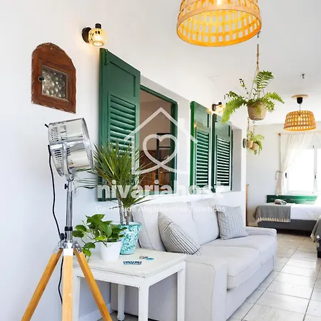 Holiday home Ocean House El Pris, By Nivariahost
